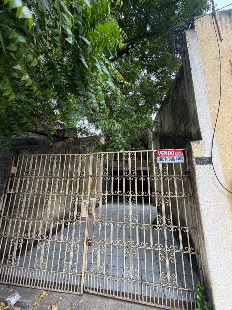 Casa duplex à venda no Centro de Fortaleza