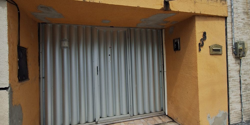 Alugo Casa Comercial Lago Jacarei
