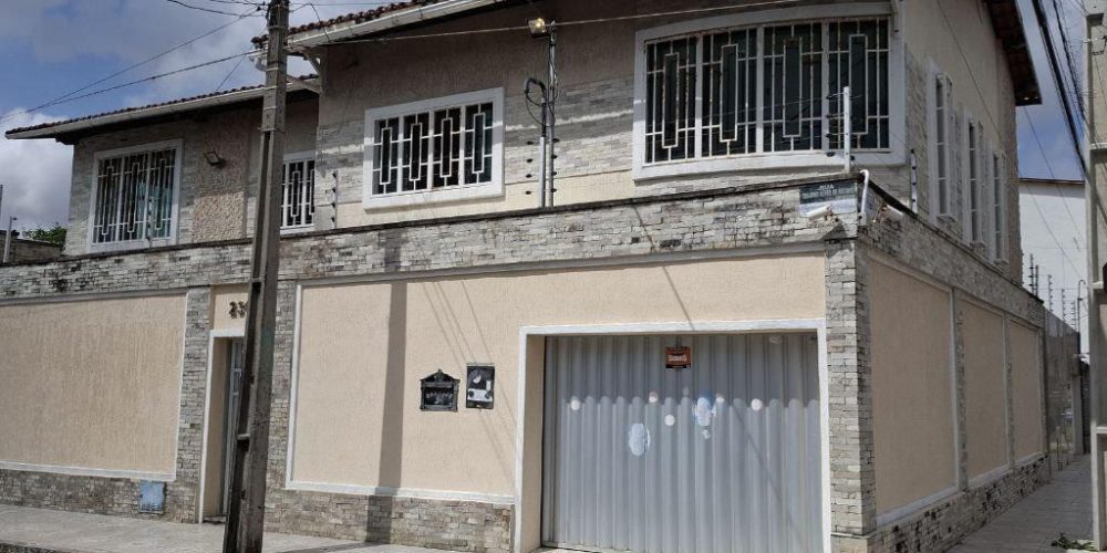 5d9ecb16-44d8-4a7c-b67e-1ce4d07a9b39 (Copy)