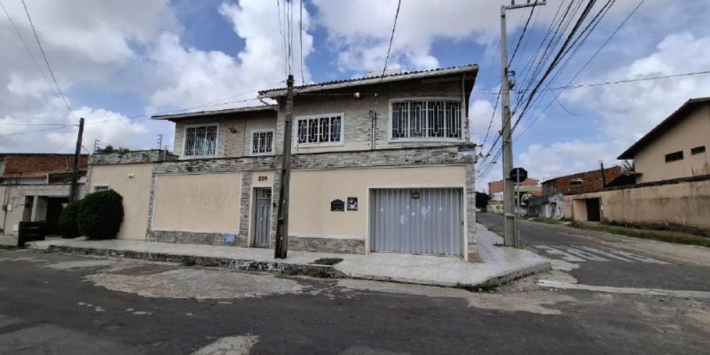 80c7e6c3-50fc-4b52-9817-4fd7e818b186